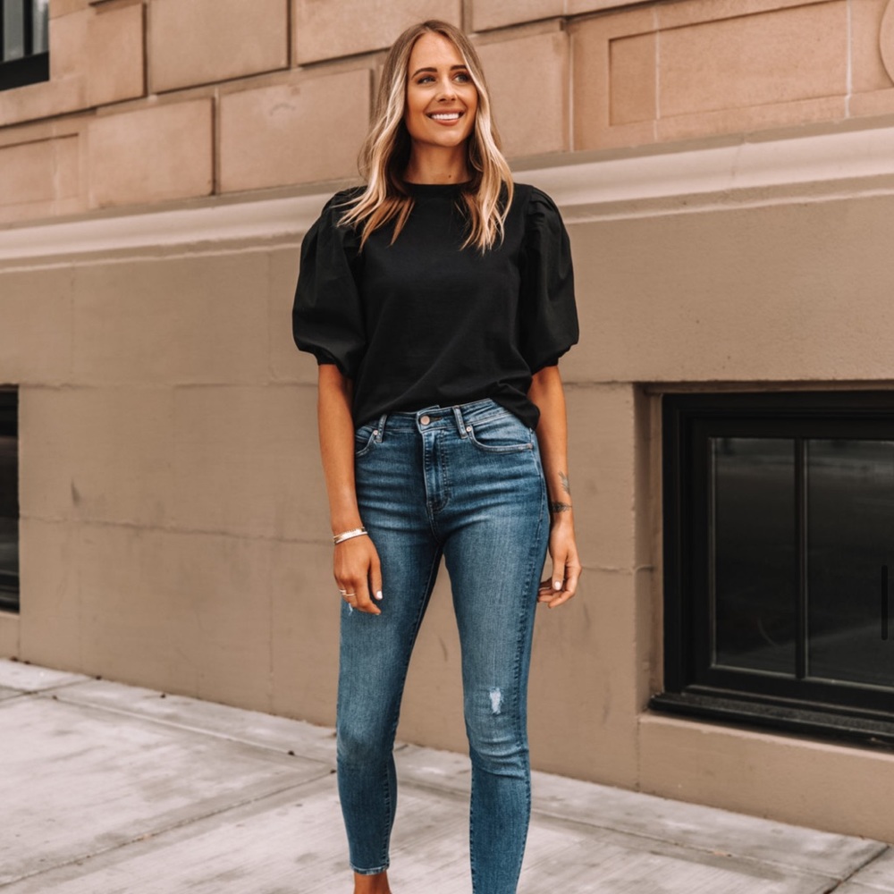 NWT Fashion Jackson Amazon the Drop Puff Sleeve Top